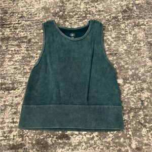 dark green work out tank